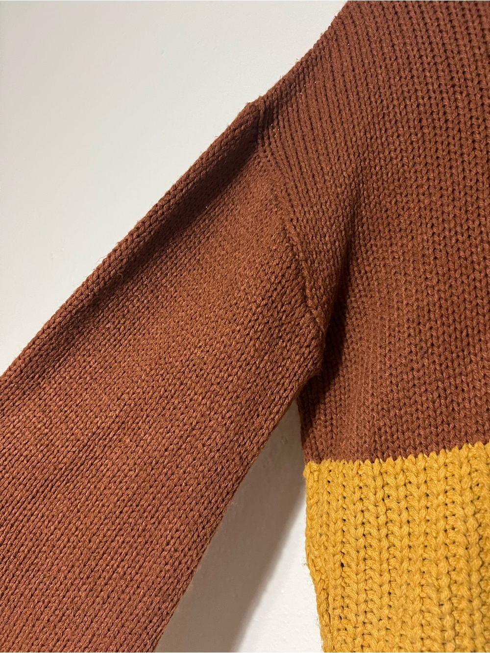 Derek Heart Sweater - Picture 9 of 10